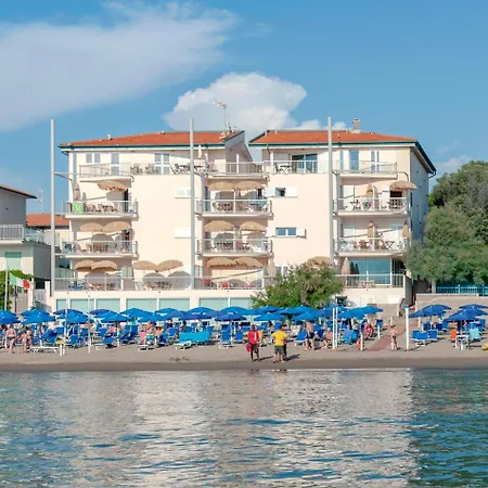Lo Scoglietto Hotel apartamentowy 3*