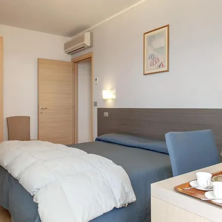 Lo Scoglietto 3* San Vincenzo