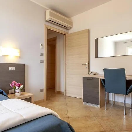 Aparthotel Lo Scoglietto